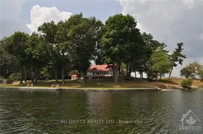 839 Tar Island, Leeds And The Thousand Islands, On K0e 1l0