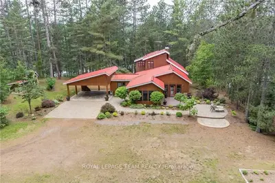326 Kopernik Road, Madawaska Valley, On K0j 1b0