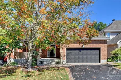 909 Sandy Forest Place, Blossom Park - Airport And Area, On K1v 1r5