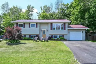 14 Ford Crescent, Rideau Lakes, On K7a 4s5