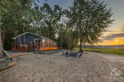 4388 Armitage Avenue, Constance Bay - Dunrobin - Kilmaurs - Woodlawn, On K0a 1t0