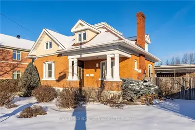 515 PEMBROKE Street W, Pembroke, ON K8A 5P2