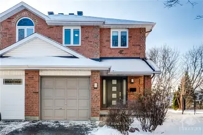 15 Highmont Court, Kanata, On K2k 1b6