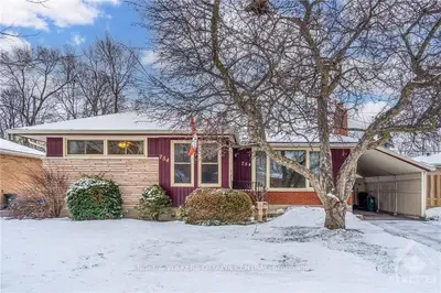 754 HOLT Crescent, Elmvale Acres and Area, ON K1G 2Y7