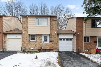 1747 Lafrance Drive, Orleans - Cumberland And Area, On K1e 2h1