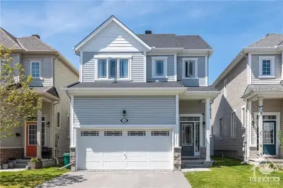 322 Autumnfield Street, Kanata, On K2m 3a6