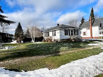 5 ADAM DIXON Avenue, South Stormont, ON K0C 1P0