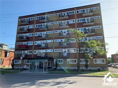99 Cartier Street 407, Ottawa Centre, On K2p 1k2