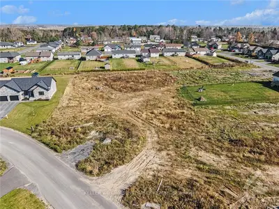 285 Roxanne Street, Clarence-rockland, On K0a 1n0