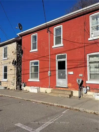 64 George Street, Brockville, On K6v 3v5