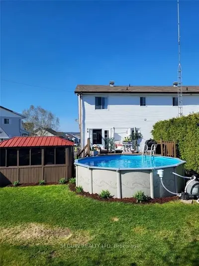 510 Desjardins Street, Hawkesbury, On K6a 3l9