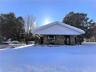 340 Alfred Street, Pembroke, On K8a 3a8