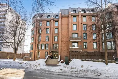 140 RIDEAU TERRACE Terrace 5, New Edinburgh - Lindenlea, ON K1M 0Z2
