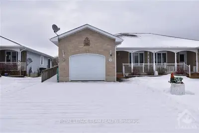 5516 Meadowbrook Drive, South Dundas, ON K0E 1K0