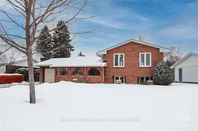 3261 Clearwater Crescent, Hunt Club - South Keys And Area, On K1v 7s3