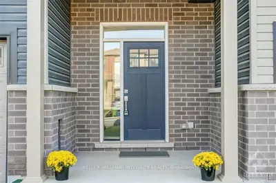 61 NATARE Place, Kanata, ON K2T 0P3