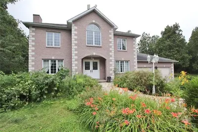 1195 UPPER DWYER HILL Road, Carp - Huntley Ward, ON K0A 1L0