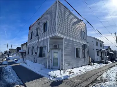 226 REGENT Street, Hawkesbury, ON K6A 2B9