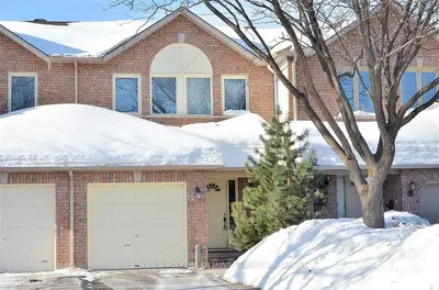 17 GARDENGATE Way, South of Baseline to Knoxdale, ON K2G 5Z2