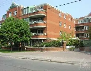 320 CRICHTON Street 302, New Edinburgh - Lindenlea, ON K1M 1W5
