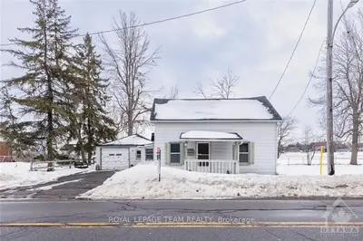 2585 8TH LINE Road, Greely - Metcalfe - Osgoode - Vernon and Area, ON K0A 2P0