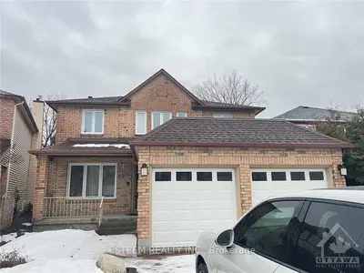 222 TWYFORD Street, Hunt Club - Windsor Park Village and Area, ON K1V 0V9