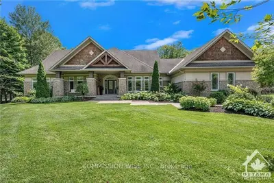 1021 RICK HANSEN Crescent, Greely - Metcalfe - Osgoode - Vernon and Area, ON K4P 1M4
