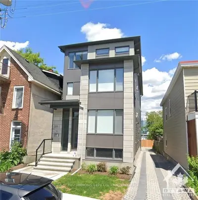 211 LORETTA Avenue S 4, Dows Lake - Civic Hospital and Area, ON K1S 4P6