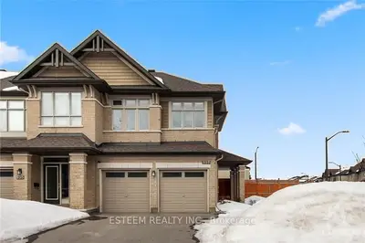 537 STARGAZER Crescent, Blossom Park - Airport and Area, ON K4M 0H2