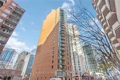 445 LAURIER Avenue W 701, Ottawa Centre, ON K1R 0A2