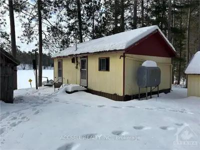 205 RED PINE Road, Whitewater Region, ON K0J 1Y0