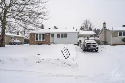 176 LACROIX Avenue A, Orleans - Cumberland and Area, ON K1E 1K3