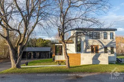 2589 SPARKLE Street, Orleans - Cumberland and Area, ON K4C 1A2