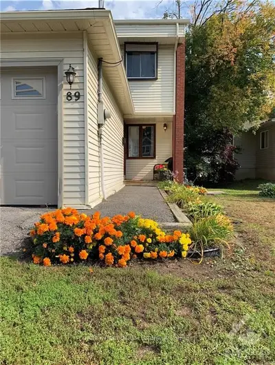 89 WOODROFFE Avenue, Carlingwood - Westboro and Area, ON K2A 3T5