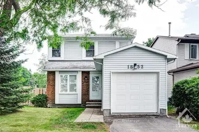 1852 D'AMOUR Crescent, Orleans - Convent Glen and Area, ON K1C 5H3