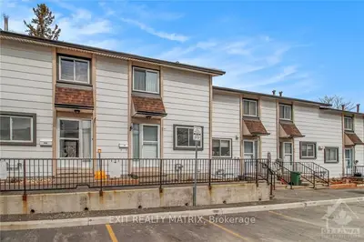 53 SUMAC Street D, Beacon Hill North - South and Area, ON K1J 7T7