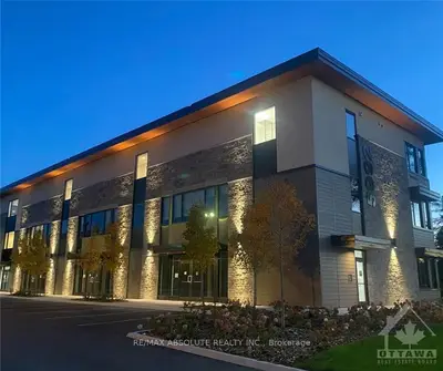 5992 HAZELDEAN Road 305, Stittsville - Munster - Richmond, ON K2S 1B9
