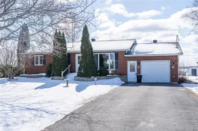 19162 HAY Road, South Glengarry, ON K0C 2E0