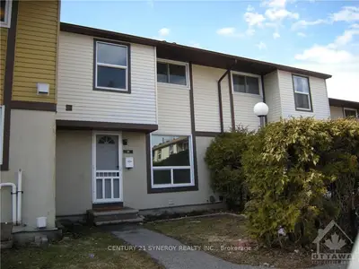 2570 SOUTHVALE Crescent 38, Elmvale Acres and Area, ON K1B 5B6