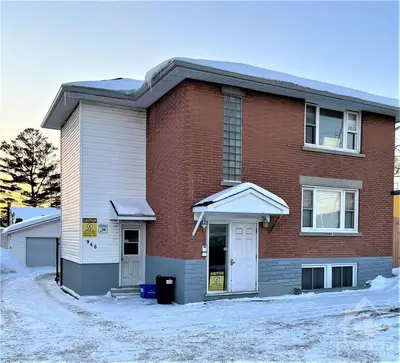 946 ST LAURENT Boulevard 1, Overbrook - Castleheights and Area, ON K1K 3B3