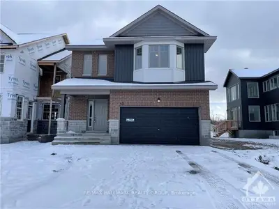 45 DUN SKIPPER Drive, Blossom Park - Airport and Area, ON K1X 0G1