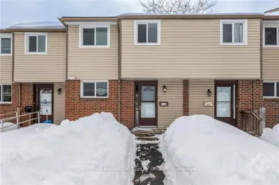 1446 PALMERSTON Drive, Cyrville - Carson Grove - Pineview, ON K1J 8P1
