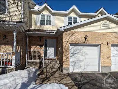37 KATHLEEN Crescent, Stittsville - Munster - Richmond, ON K2S 1L5