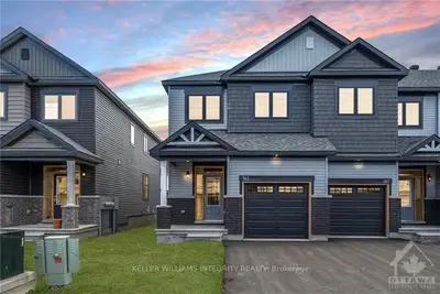 162 WABIKON Crescent, Blossom Park - Airport and Area, ON K1X 0H8