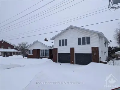 20 WITHROW Avenue A, Meadowlands - Crestview and Area, ON K2G 2H8