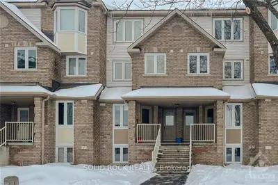 113 BRISTON, Hunt Club - South Keys and Area, ON K1G 5R1