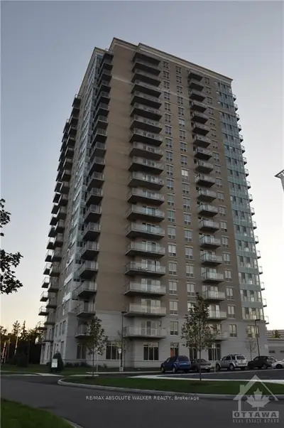 90 LANDRY Street 1605, Vanier and Kingsview Park, ON K1L 0A9