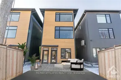 191 HINCHEY Avenue 2A, West Centre Town, ON K1Y 1L6