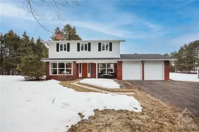 5013 ROCKDALE Road, Orleans - Cumberland and Area, ON K4B 1J1