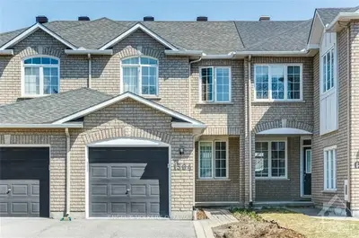 1504 TONILEE Drive, Cyrville - Carson Grove - Pineview, ON K1J 1C4
